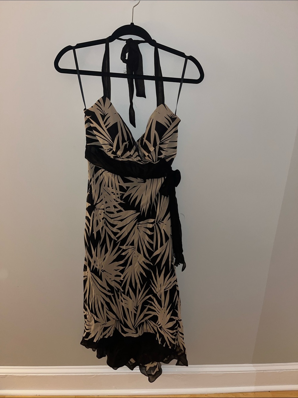 Cache Black & Beige Leaf-Print Dress